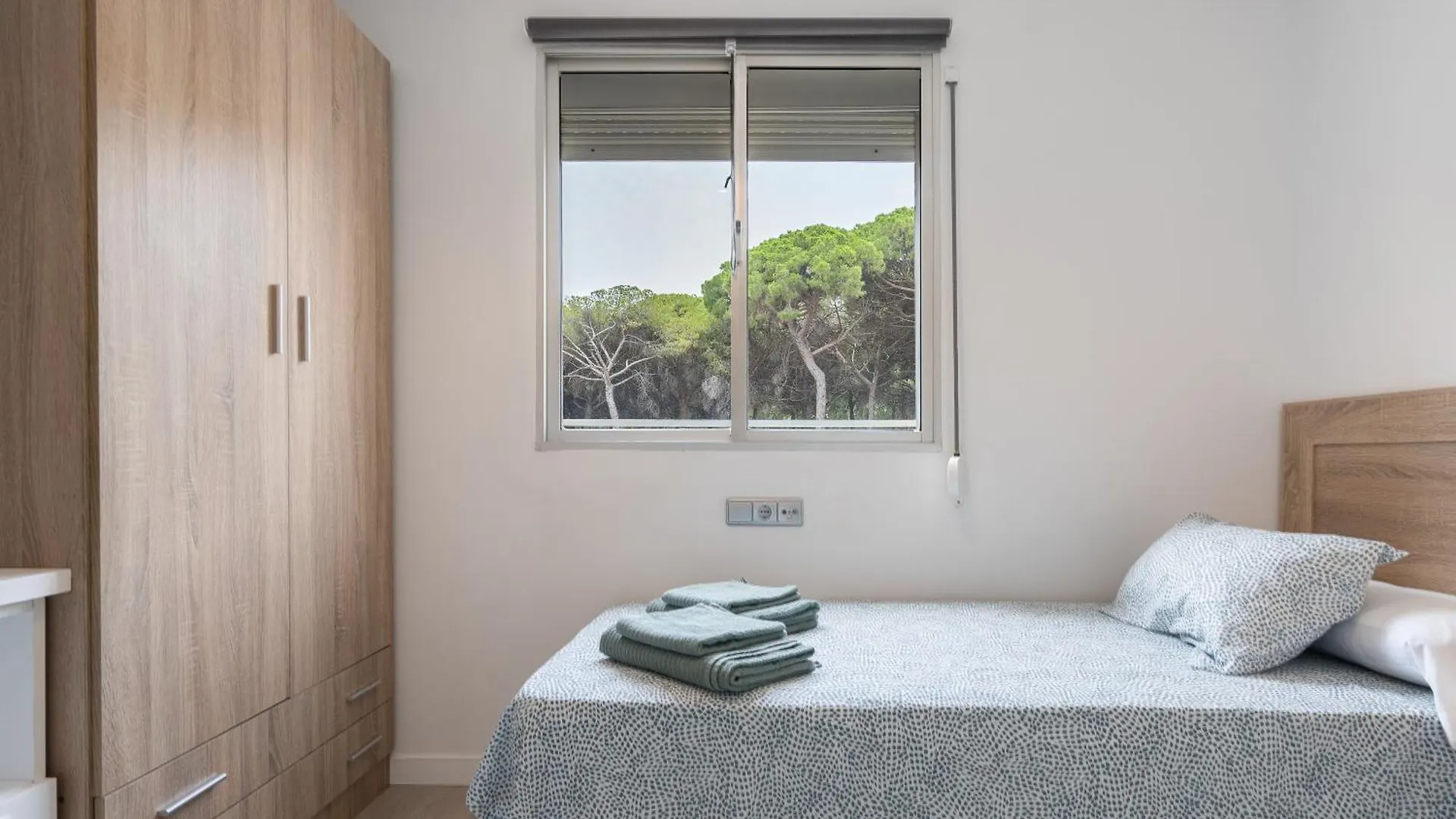 Apartoyou - Pinar Lux El Puerto de Santa Maria 0*,  Spain